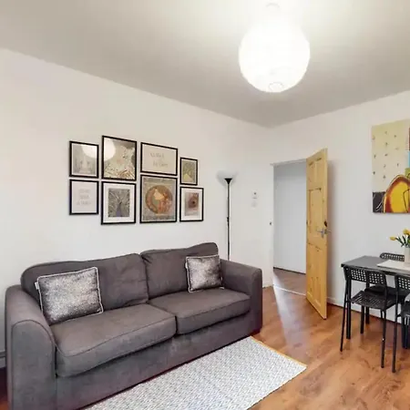 Central & Cosy 2Bd Flat Near Canary Wharf Appartement